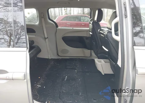 2017 Chrysler Pacifica Touring-L Plus z USA, uszkodzony, nr VIN 2C4RC1EGXHR703830